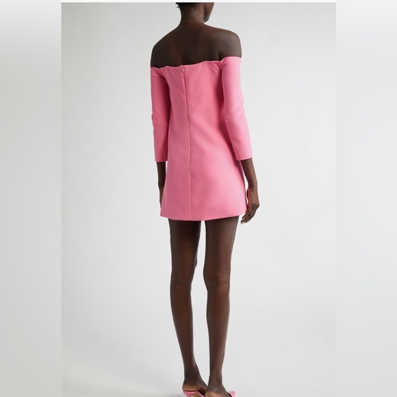 NWT Authentic Carolina Herrera Runway Off the Shoulder Minidress Size 6 - Picture 3 of 12